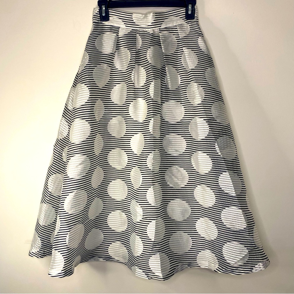 Elegant Black and White A-Line Skirt